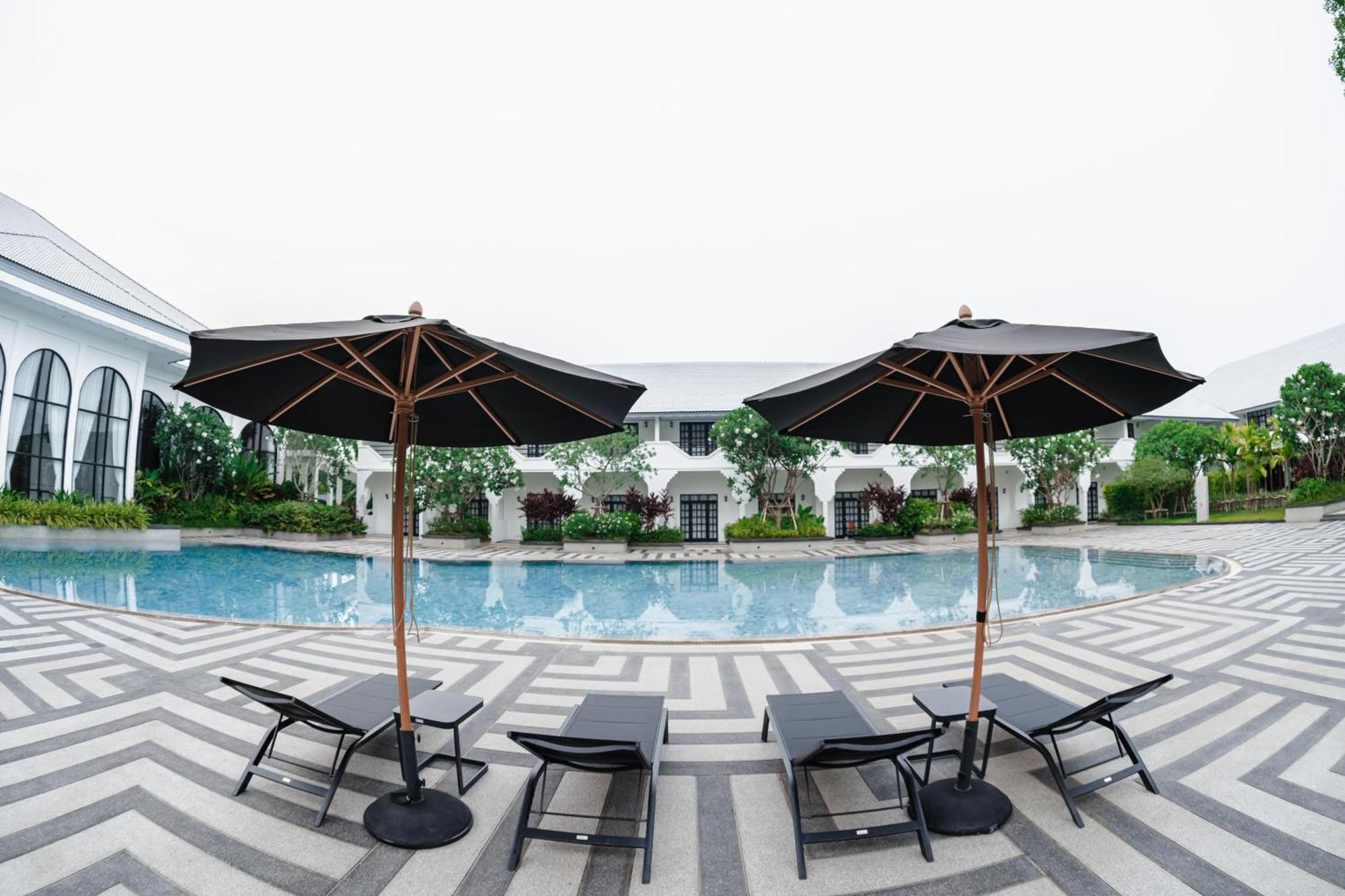 Indochina Hotel Сакеу Екстер'єр фото