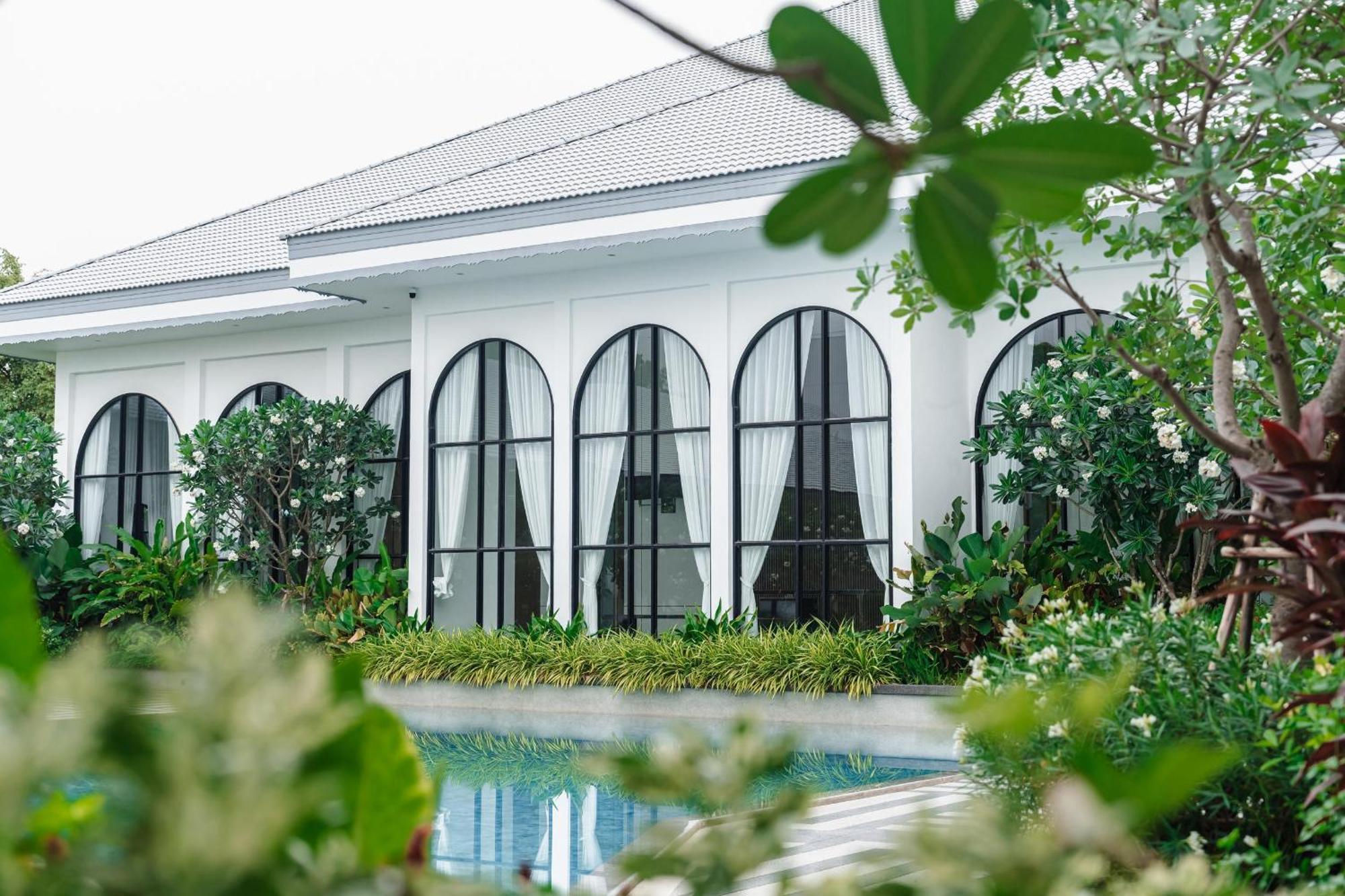Indochina Hotel Сакеу Екстер'єр фото